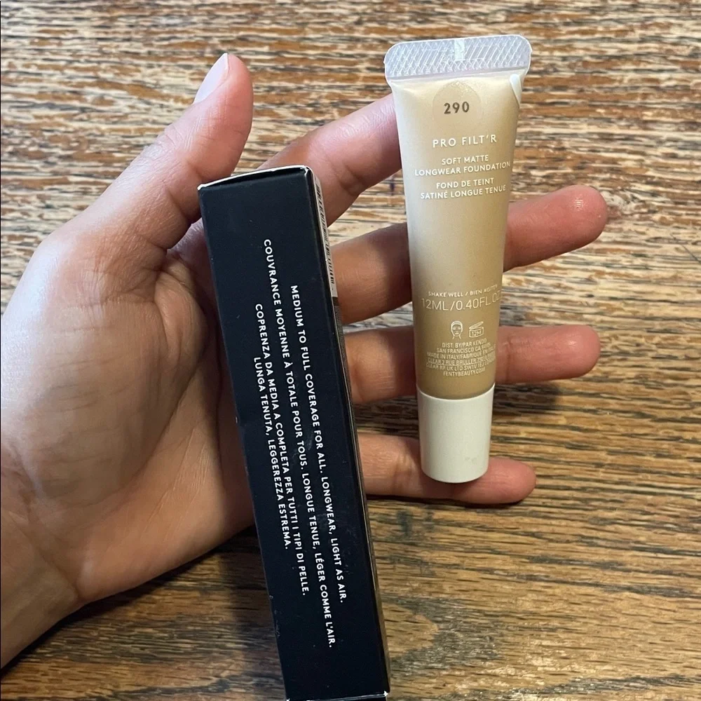 Fenty Beauty Pro Filt'r Soft Matte Foundation - Tan
